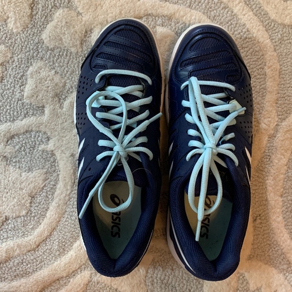 ASICS Woman’s sz 7 - Picture 7 of 8